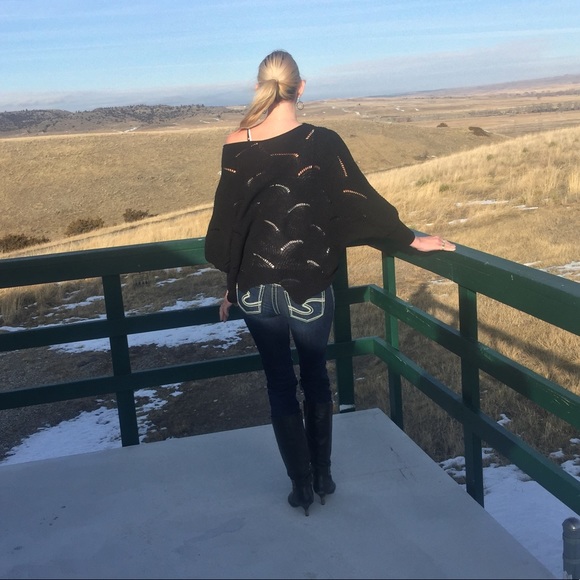 ARRIVED 🎉Black Ribbed Detail Sweater - Picture 7 of 8